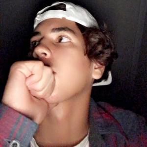 Meet your Posher, Luis